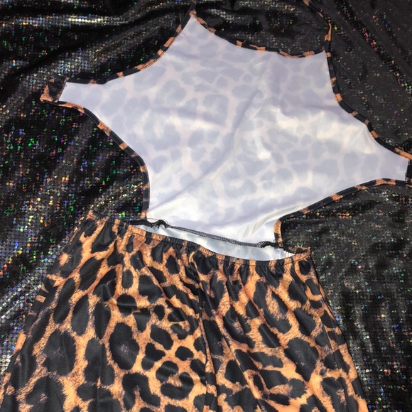 -Boutique- Animal Print Dress - Picture 15 of 17